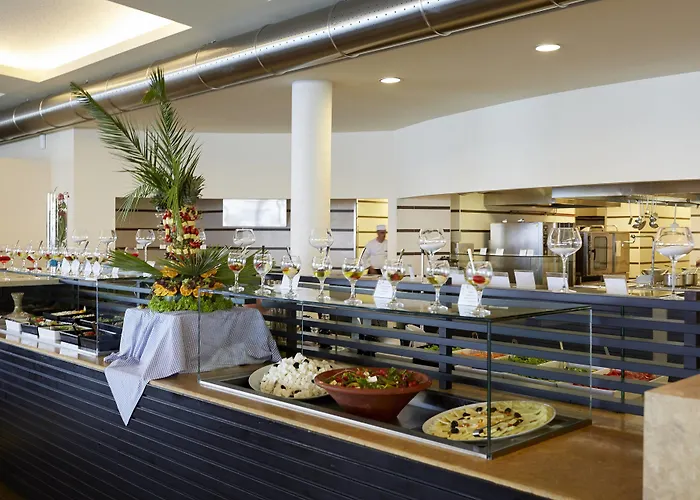 Курортный комплекс Hydra 5*