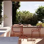 Resort Hydra