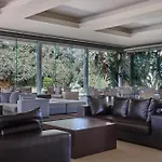 Hydra Resort