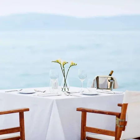 Hydra Resort