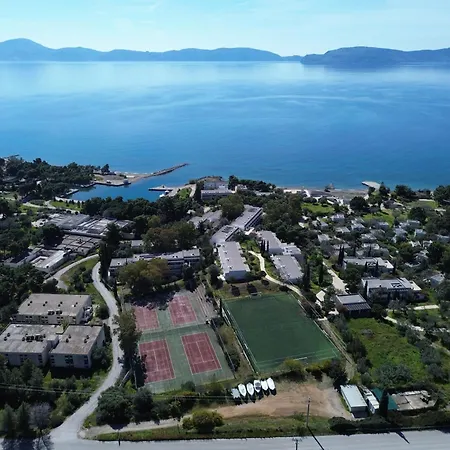 Resort Hydra