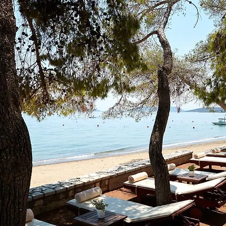 Hydra Resort 5*