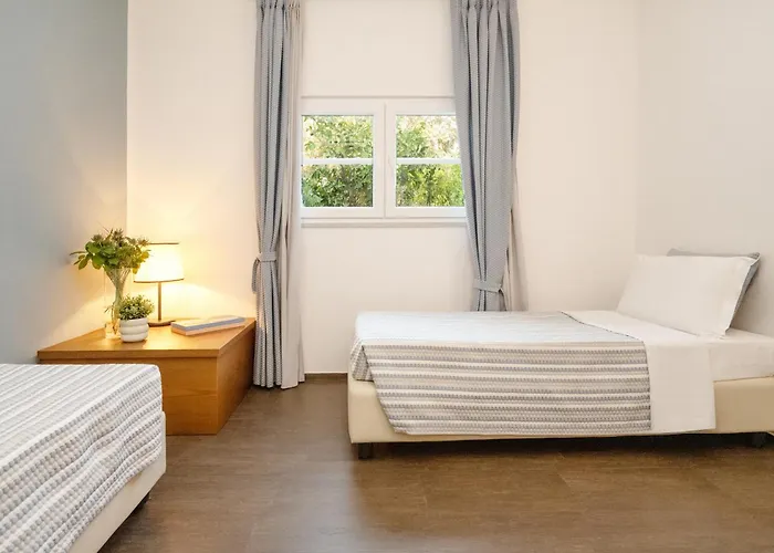 Resort Hydra